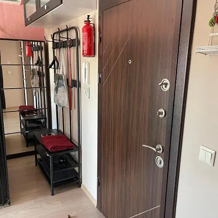 Appartamento Cozy 7 Minutes From The Sea With A Large Terrace