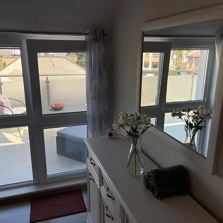 Appartamento Cozy 7 Minutes From The Sea With A Large Terrace Varna