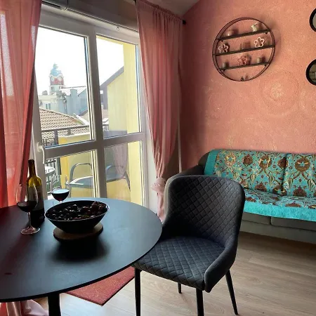 Cozy 7 Minutes From The Sea With A Large Terrace Apartamento Varna