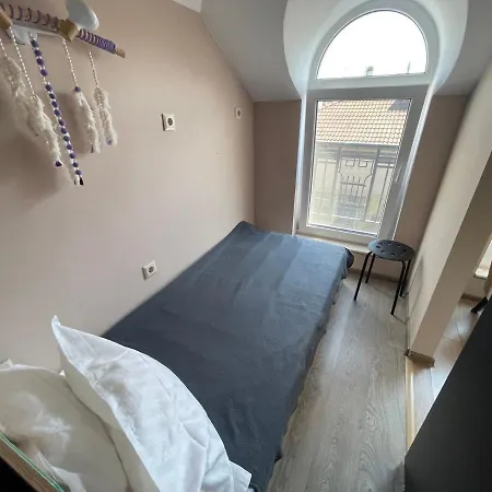 Apartamento Cozy 7 Minutes From The Sea With A Large Terrace