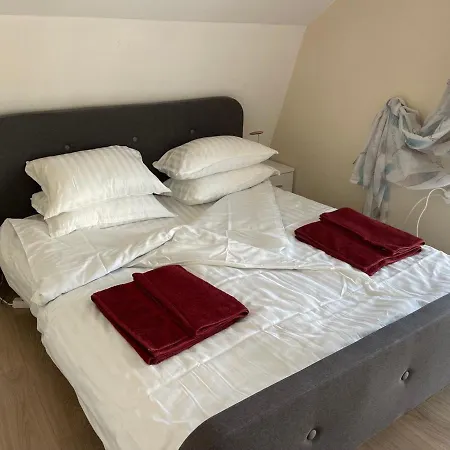 شقة Cozy 7 Minutes From The Sea With A Large Terrace